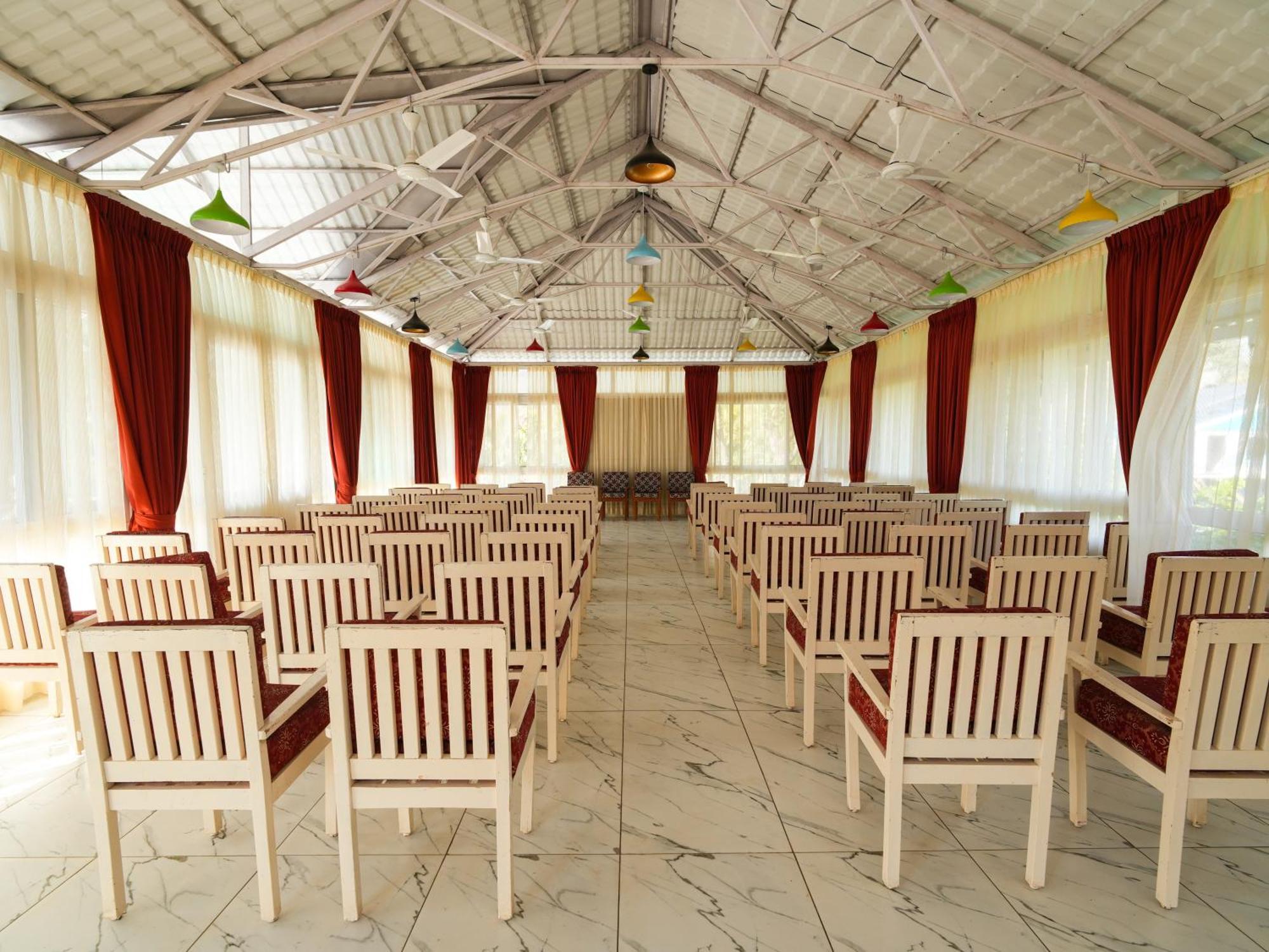 Mgm Whispering Wind'S Yelagiri Hotell Exteriör bild